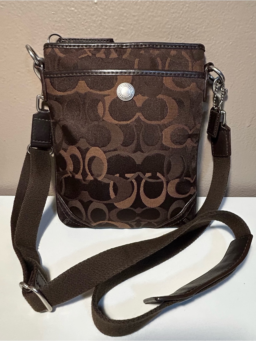 Coach Optic Signature Canvas Swingpack Crossbody Bag Brown Adjustable Strap